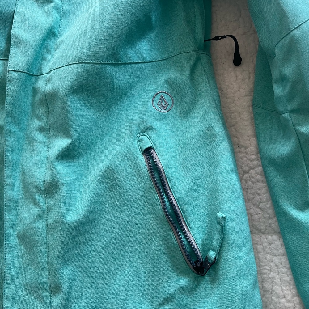Volcom ACT insulated jacket - Picture 5 of 8